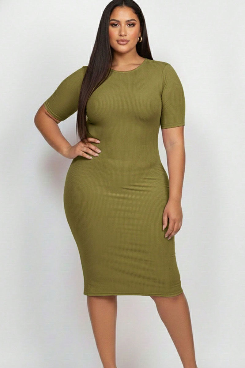 Plus Size Short Sleeved Ribbed Bodycon Midi Dress