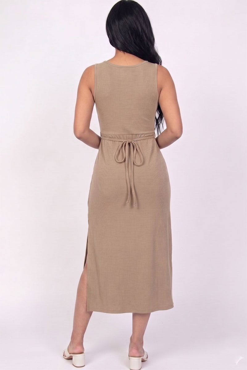 Vestido midi sin mangas con abertura lateral acanalado