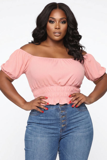 Plus Size Casual Ruched Puff Sleeve Ribbed Knit Solid Top