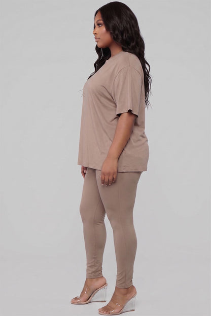 Plus Size Oversized T-shirt & Leggings Set