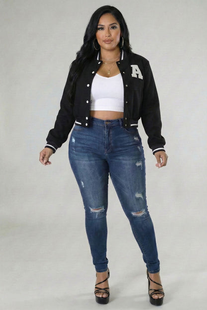 Plus Size EZwear Letter Patched Crop Varsity Jacket